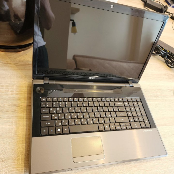 Acer, core i5, 256SSD, 17