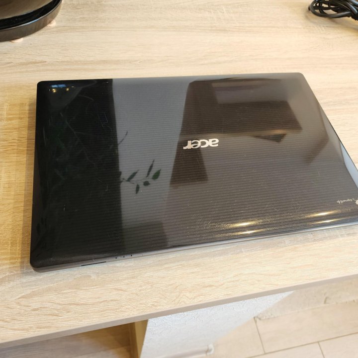 Acer, core i5, 256SSD, 17