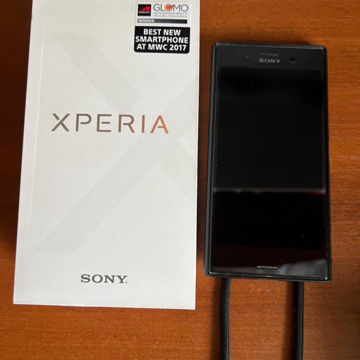 Телефон SONY Xperia XZ Premium G8142