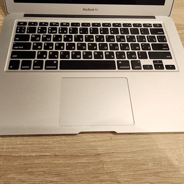 MacBook Air 13 2013 A1466, core i5, 250SSD