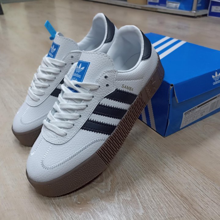 Кроссовки adidas samba