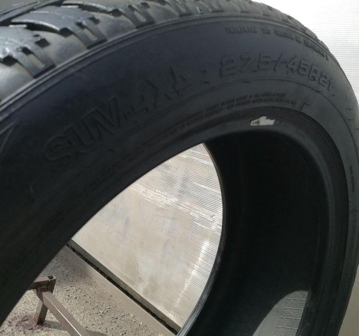 Goodyear 275 45 21