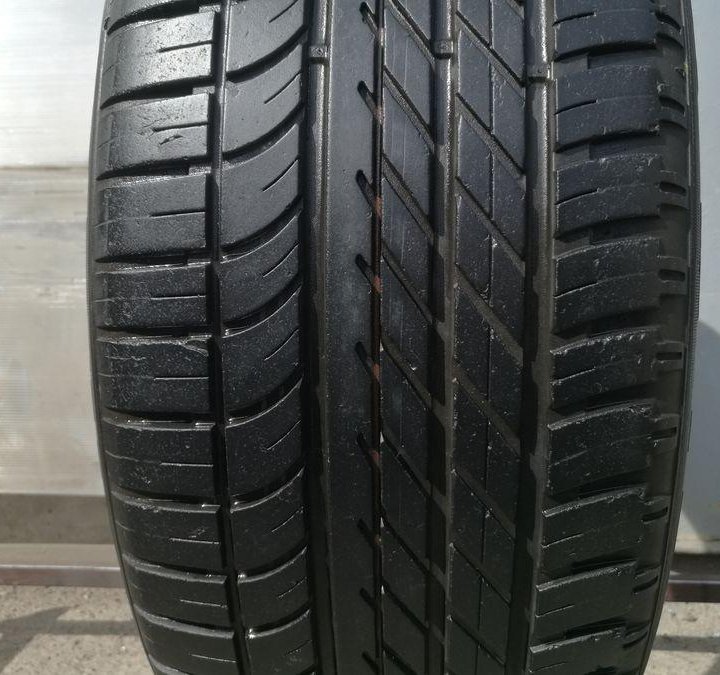 Goodyear 275 45 21