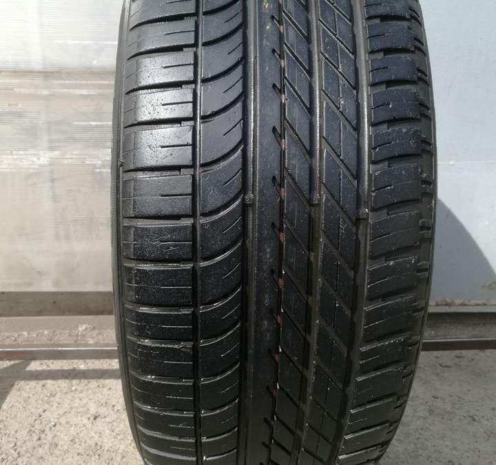 Goodyear 275 45 21