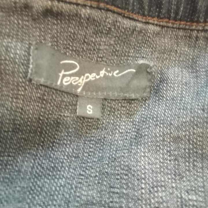 Джинсовая куртка