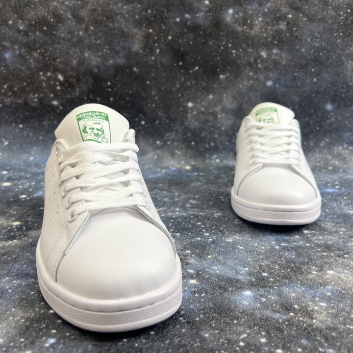 Kpoccoвки Adidas Stan Smith