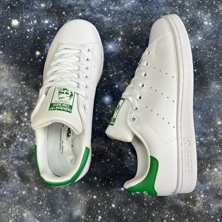 Kpoccoвки Adidas Stan Smith