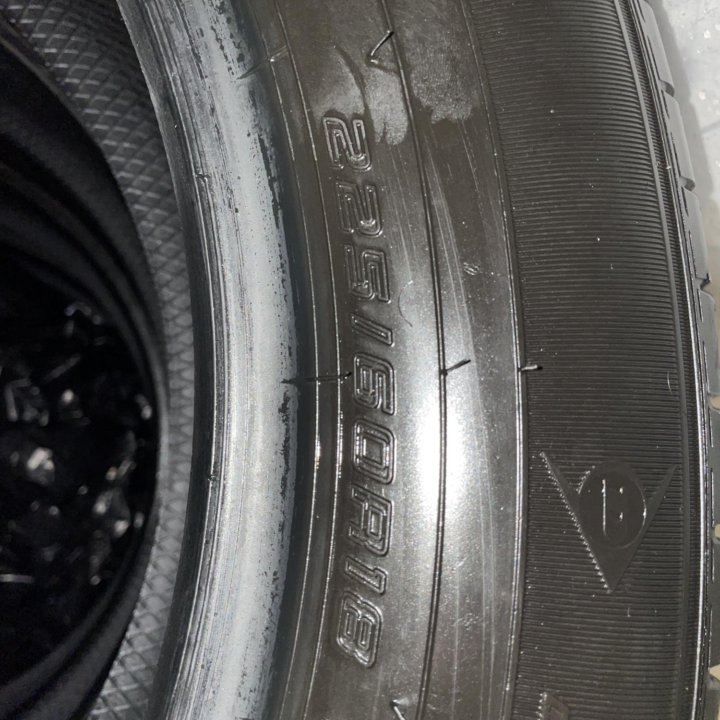 Комплект шин Dunlop grandtrek PT30 225/60 R18