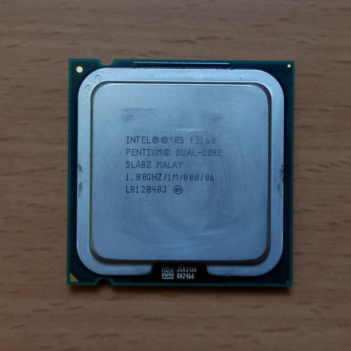 Pentium Dual-Core 1.8 GHz/1M/800 L812B483 + кулер