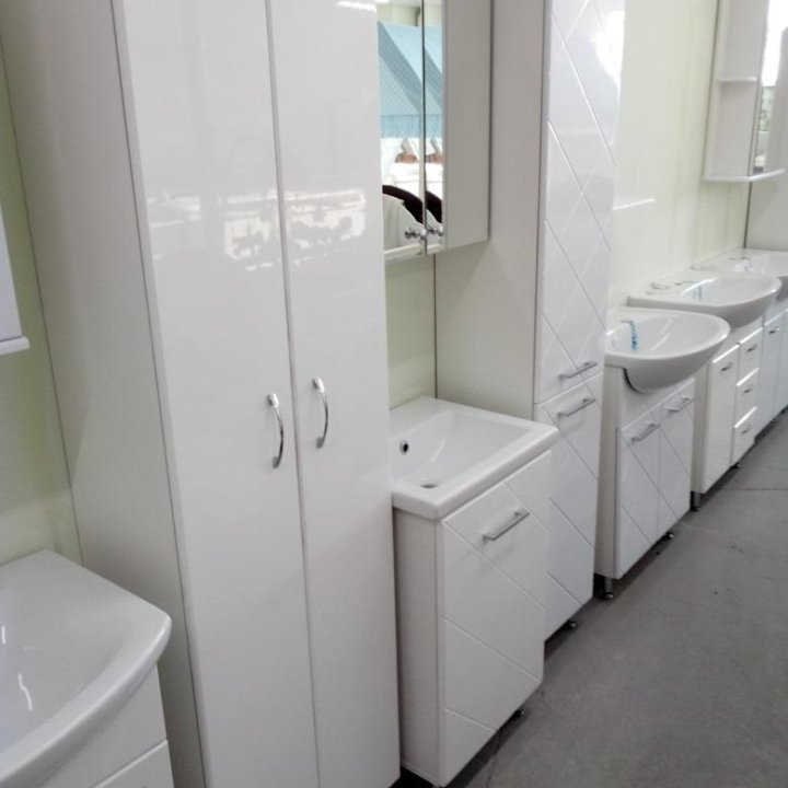 Мебель для ванн (Шкафы -Пеналы 300,350,400,500)
