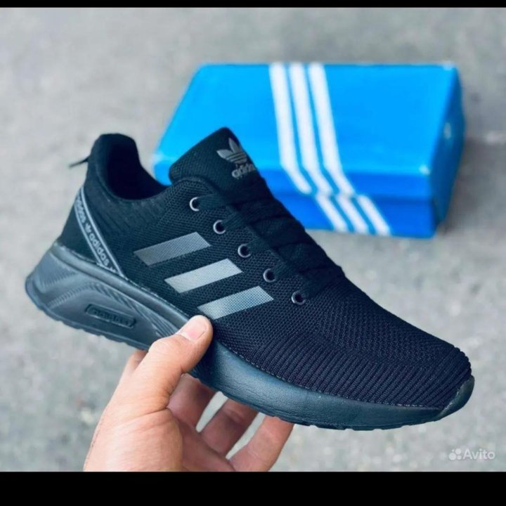 Кроссовки мужские adidas