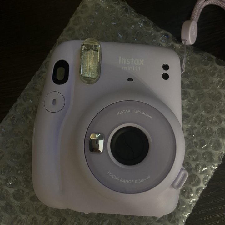 Фотоаппарат INSTAX mini 11