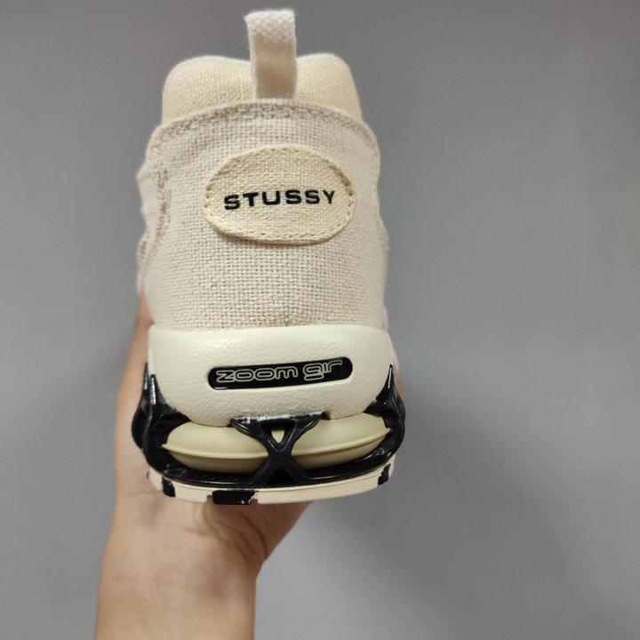 Кроссовки Nike Stussy