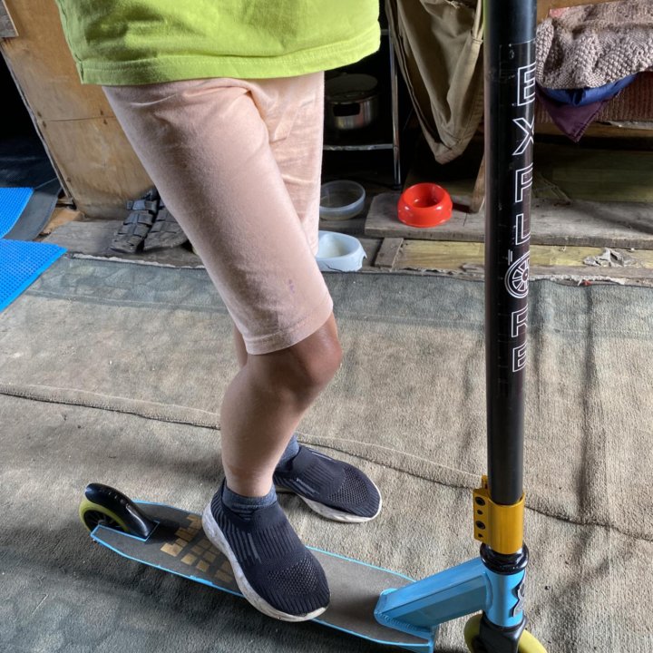 Самокат трюковой