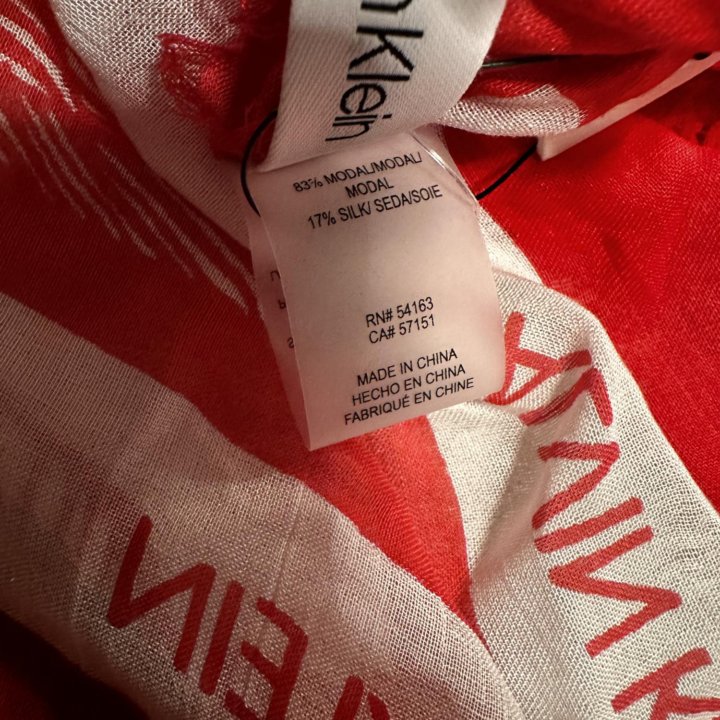 Новый платок Calvin Klein