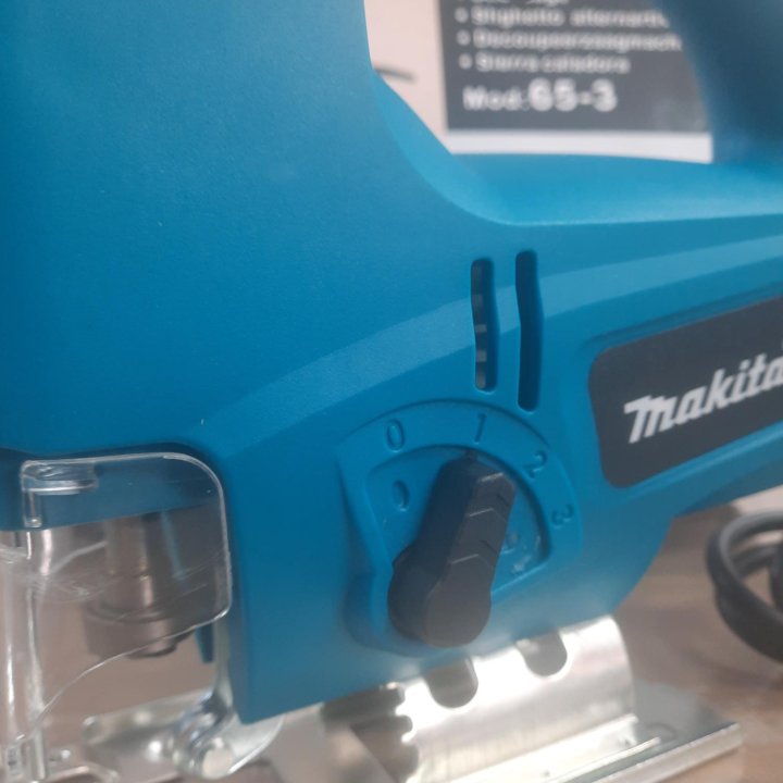 Электролобзик Makita 650w