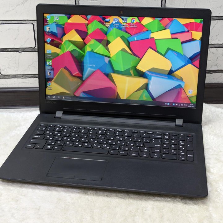 Lenovo / Celeron N3060 / 2GB / SSD 120GB