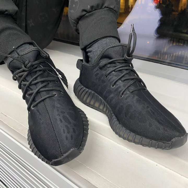 Кроссовки adidas Yeezy boost 350