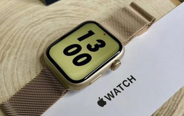 Apple Watch 8 Pro 