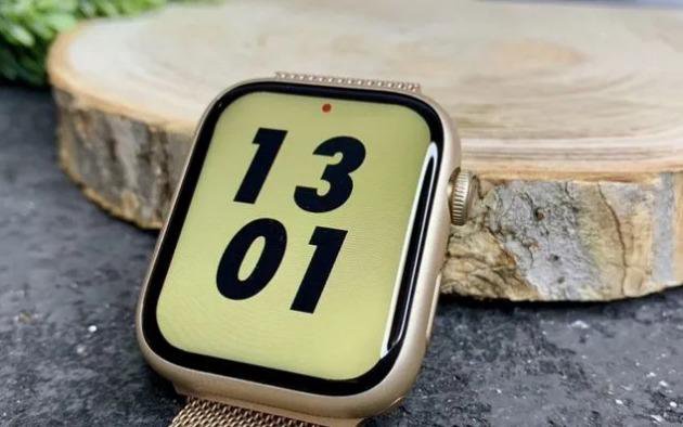 Apple Watch 8 Pro 