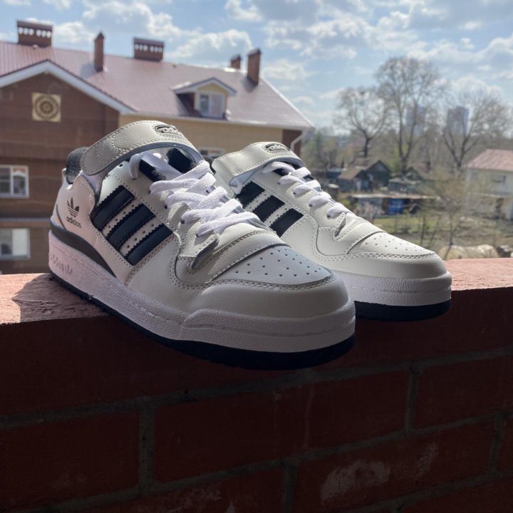 Кроссовки adidas/ FORUM LOW