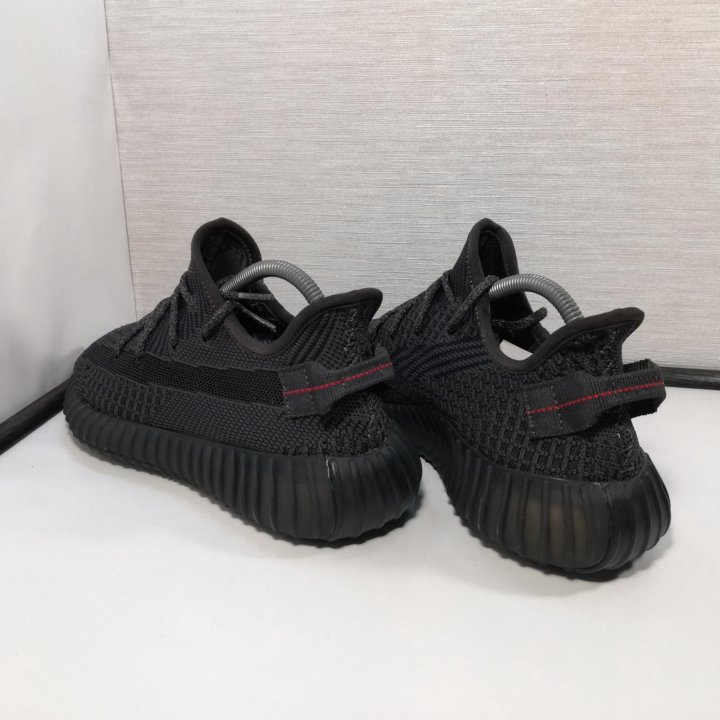 Кроссовки Adidas yeezy boost 350