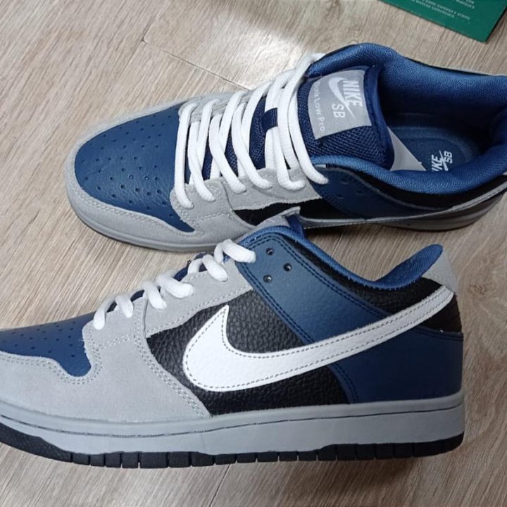 Кроссовки Nike SB dunk