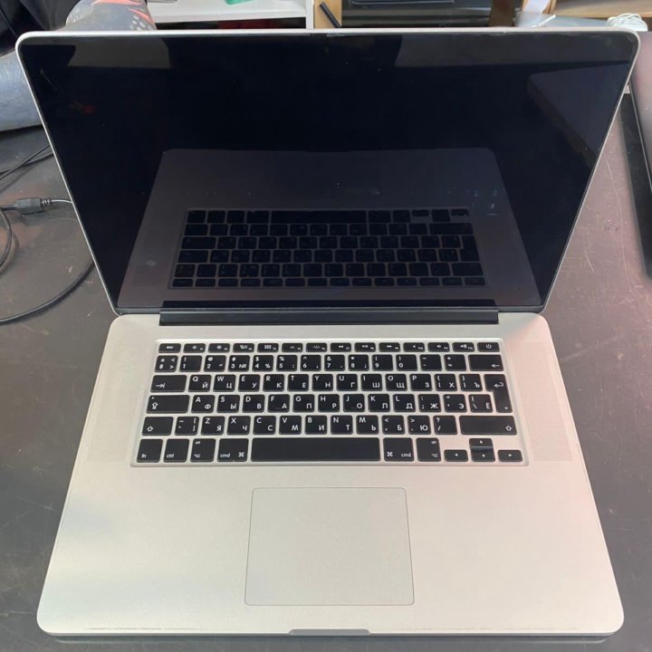 MacBook Pro 15 Late 2013 16gb ram, CORE I7 2.3ghz