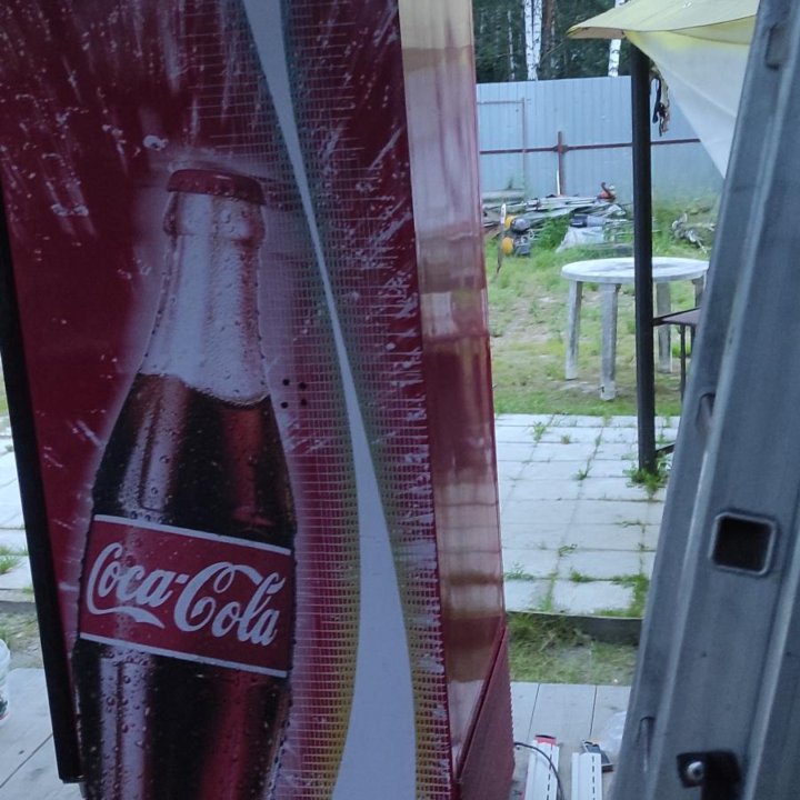 Холодильник Coca-cola