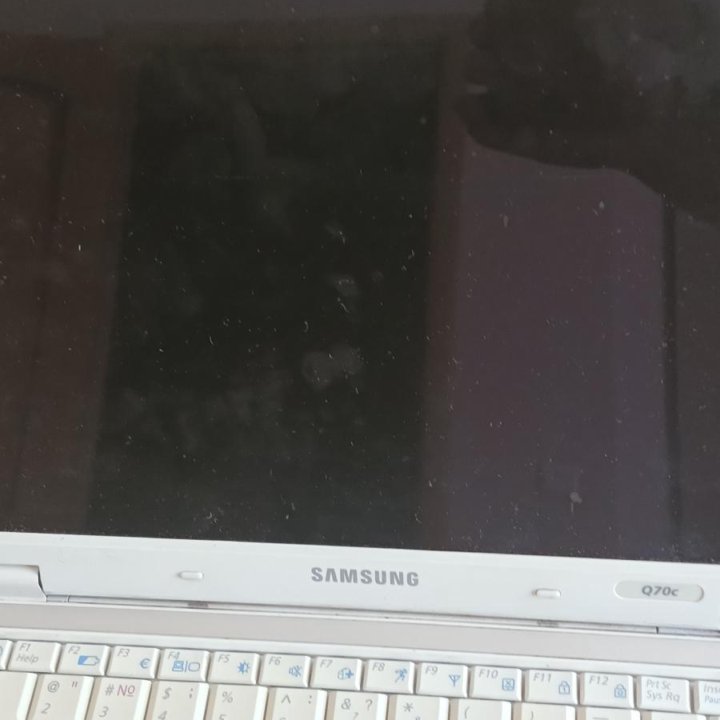 Samsung q 70 Ноутбук