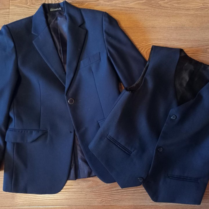 Пиджак, жилет, рубашка 128-134
