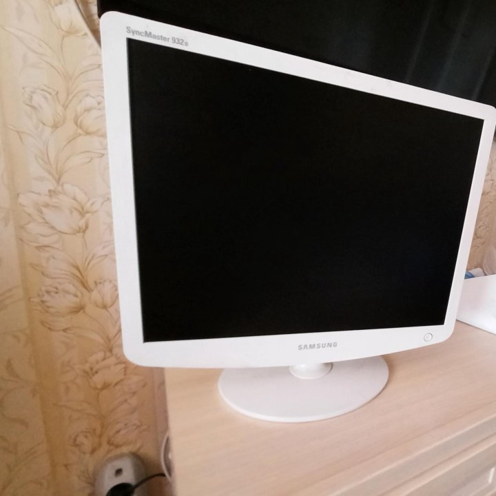 Монитор Samsung syncmaster 932B