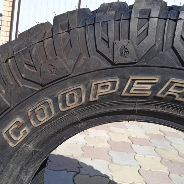 Ав-на Грязевая Сoper Discoverer STT 285/70 R17 1шт