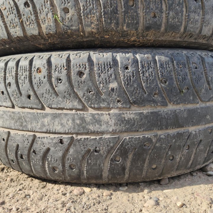 Bridgestone Ice Cruiser 7000, 205/55/16 пара