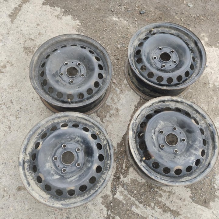 Диски Volkswagen 5Q0601027AA, R15