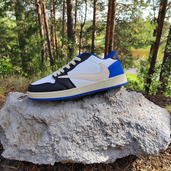 Кроссовки Nike Air Jordan Low