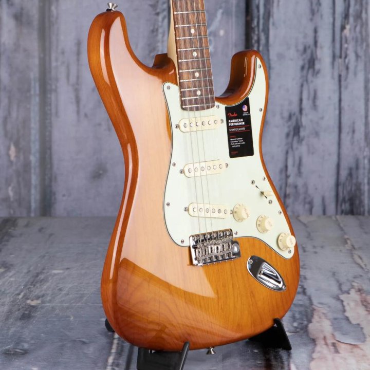 Электрогитара Fender Stratocaster USA (Комплект)
