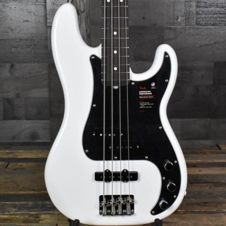 Бас-гитара Fender Precision USA (Комплект)