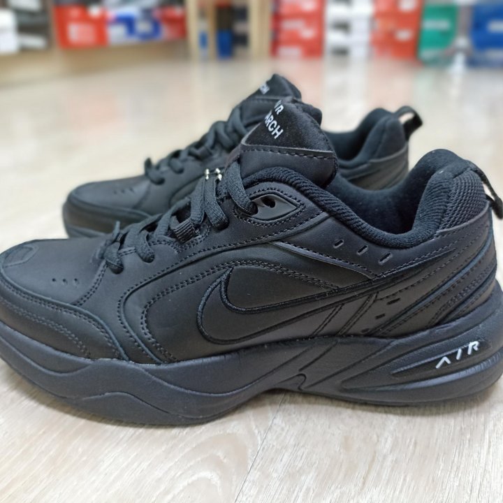 Кроссовки Nike Air Monarch