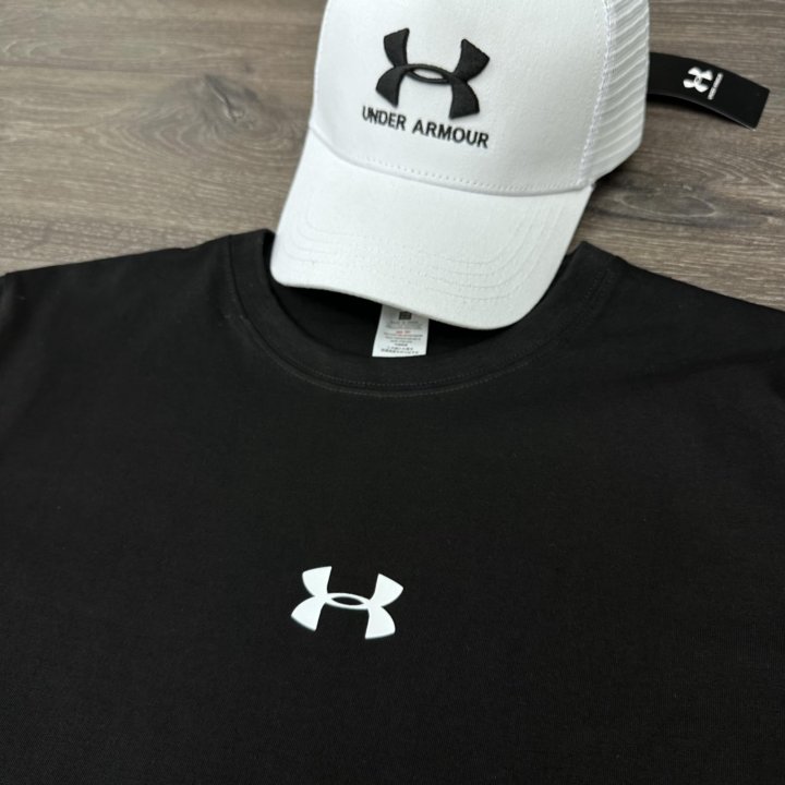 Футболка under armour