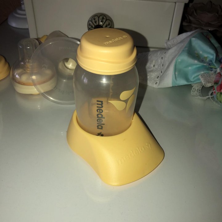 Молокоотсос medela