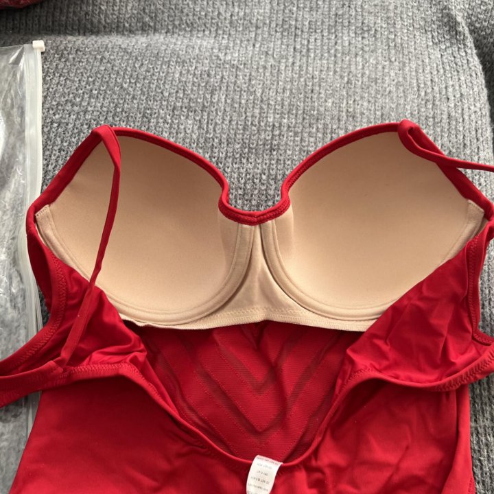 La Perla 42, 44B