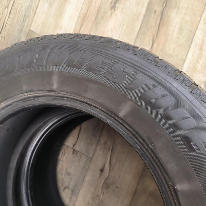 235/65/17, Bridgestone 7000, 2 шт