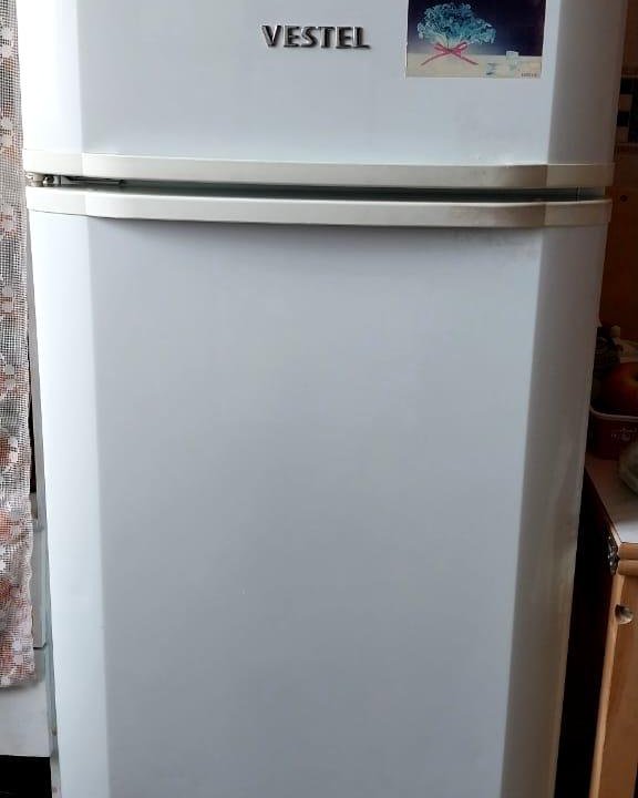 Холодильник двухдверный Vestel GN345 б/у