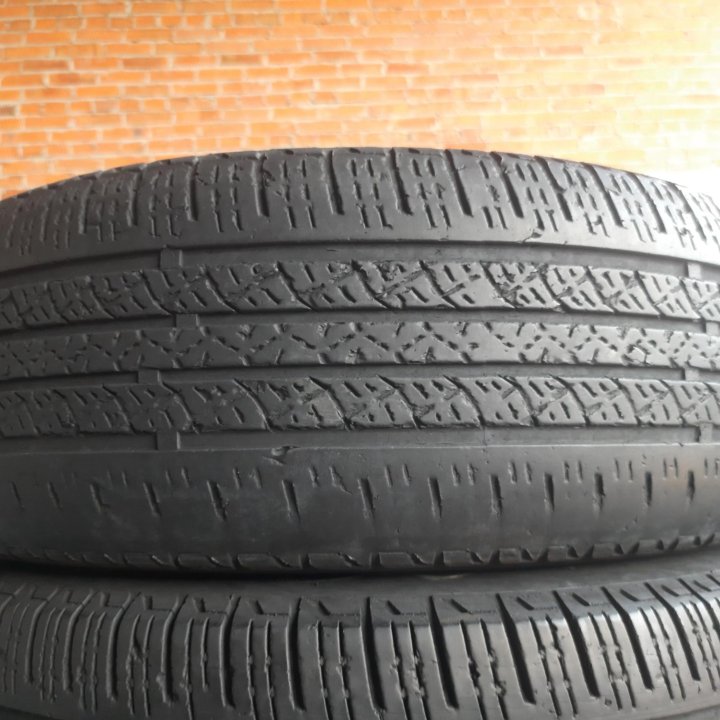 215/70 R16 Kinforest KF717