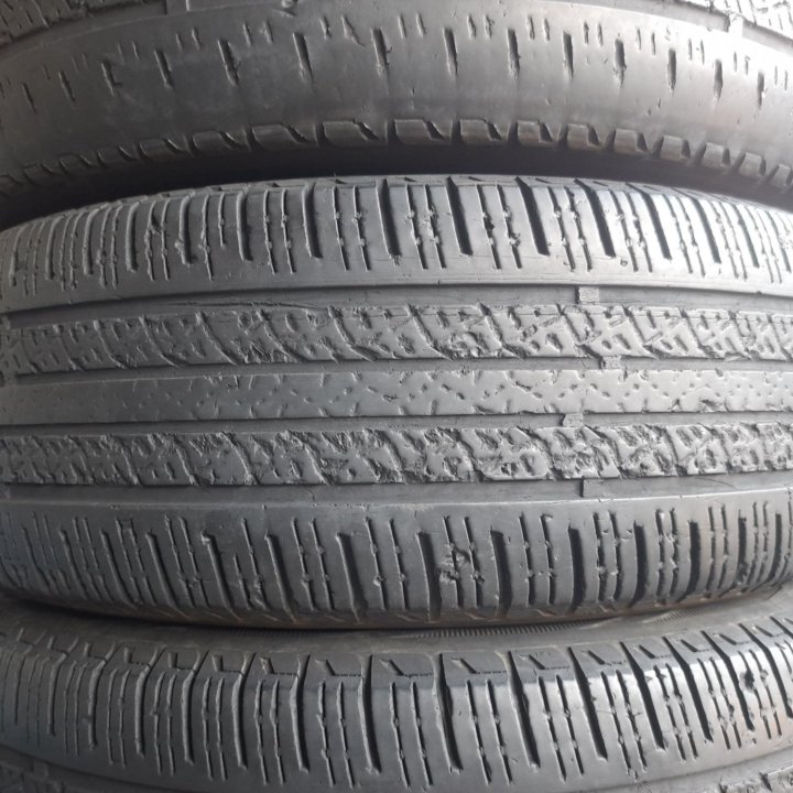 215/70 R16 Kinforest KF717