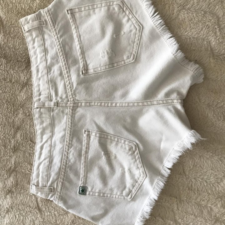 Шорты джинсовые