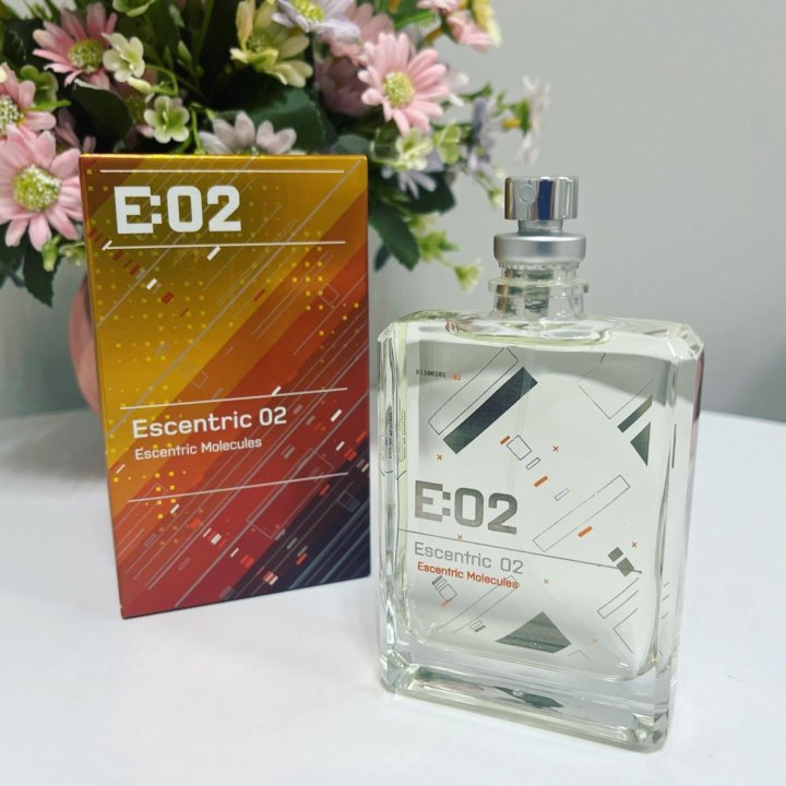 Escentric 02 100ml новый дизайн