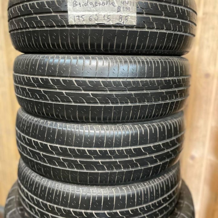 Комплект Bridgestone b250 175 65 15