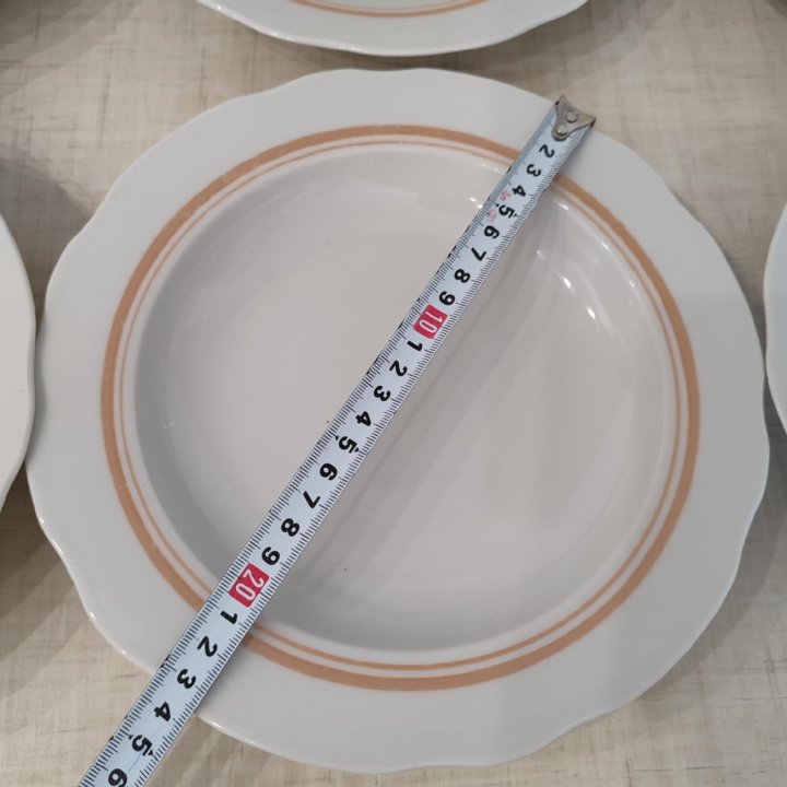 Тарелки Дулево